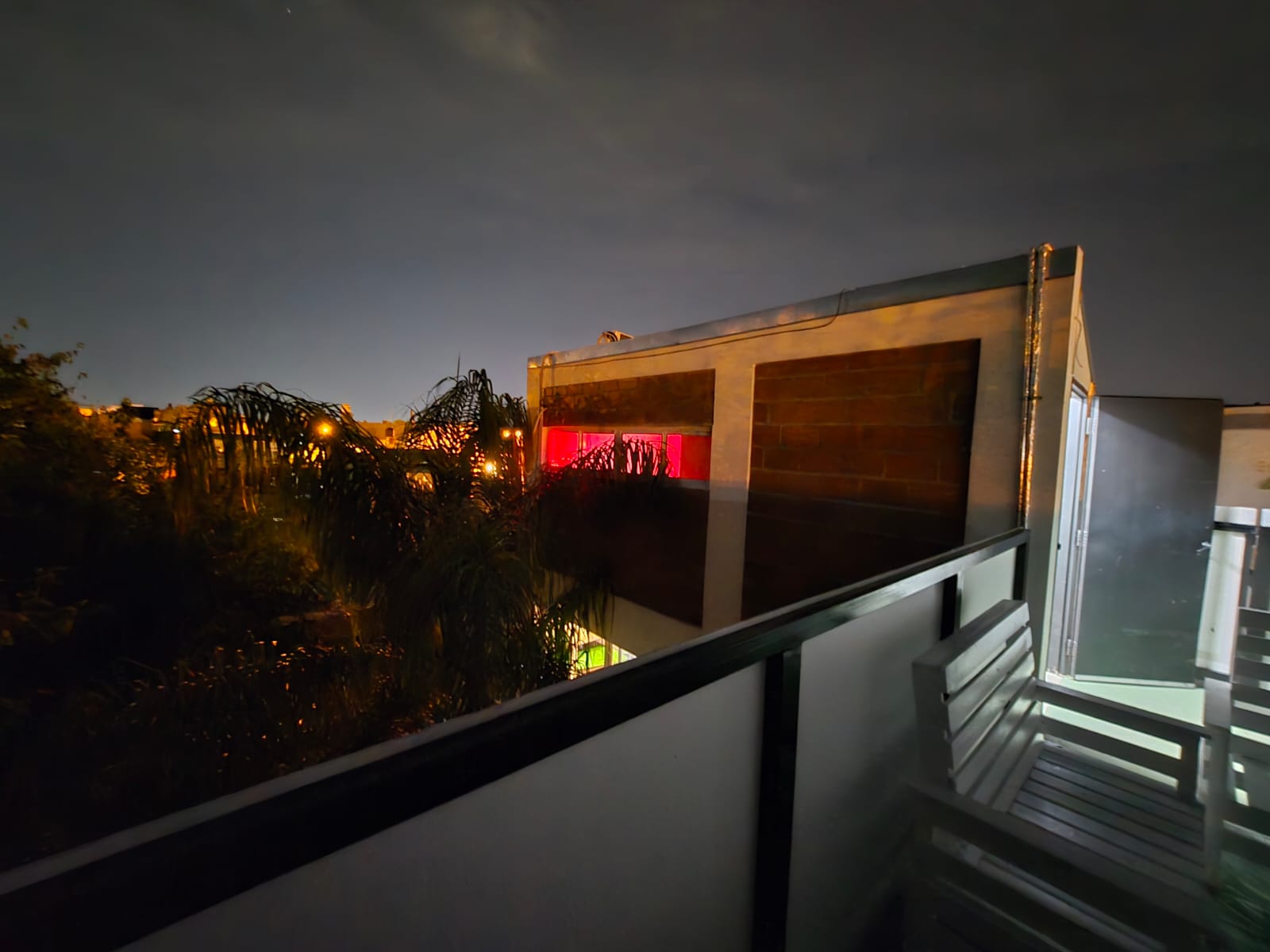 Vista nocturna desde la terraza